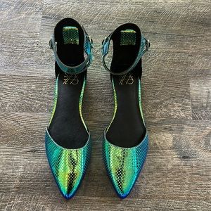 🪲YES brand iridescent flats